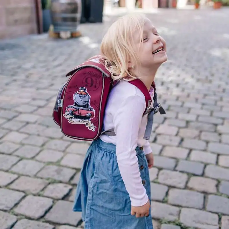 SCOOLI Vorschulranzen Cutie Harry Potter mit Kind stehend