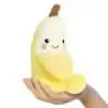 AURORA Palm Pals Gwen Banana auf der Hand