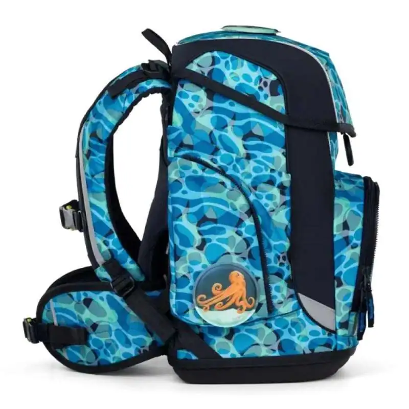ERGOBAG Schulranzen Set 5 tlg CUBO - AbtauchBär rechte Seite