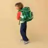 ERGOBAG Schulranzen Set 6 tlg CUBO LIGHT - Bärtastisch Kind mit Schulranzen Rückansicht