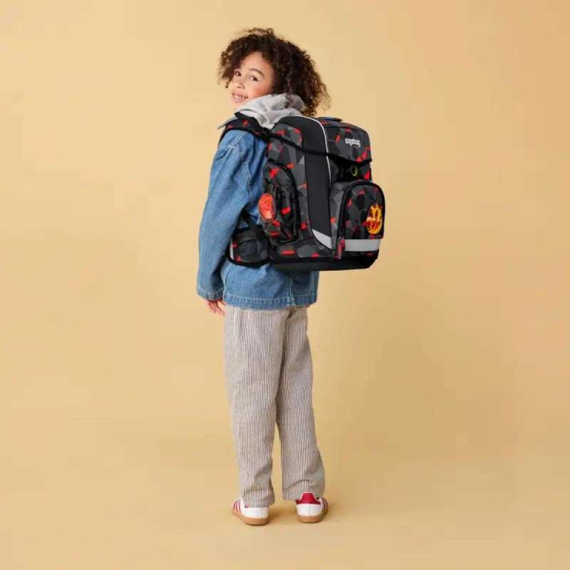 ERGOBAG CUBO LIGHT Schulranzen Set für Jungen - Leicht & Ergonomisch