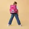 ERGOBAG Schulranzen Set 6 tlg CUBO LIGHT - SternenzauBär Kind mit Schulranzen Rückansicht