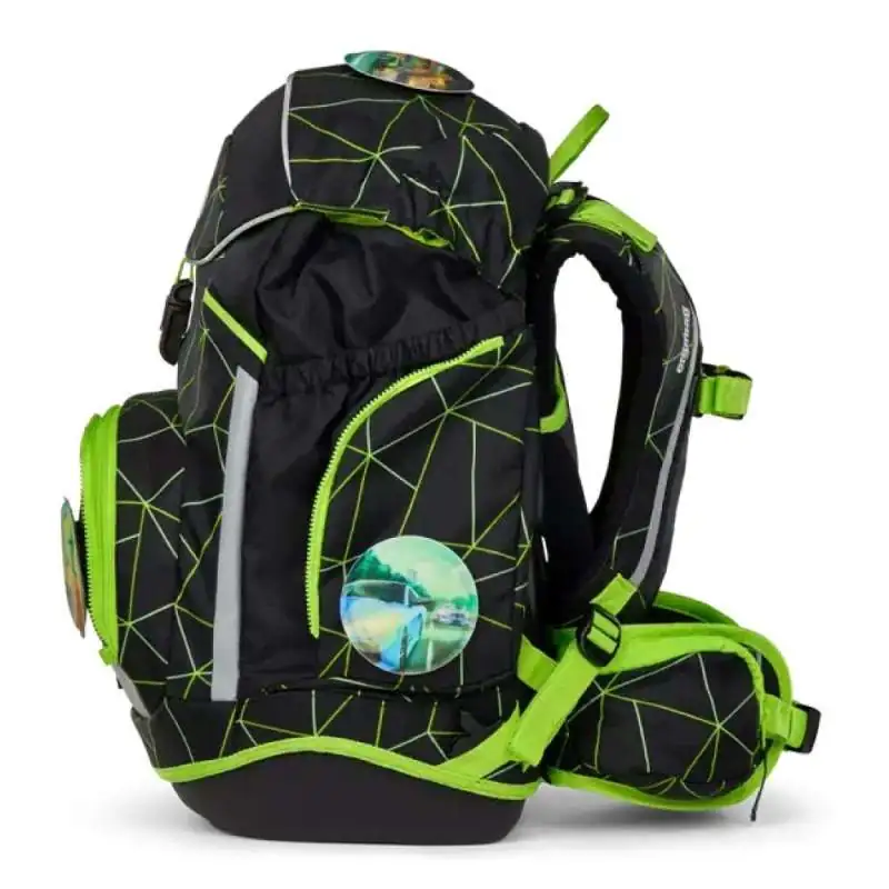 ERGOBAG Schulrucksack Set 6 tlg - CyBär Race linke Seite