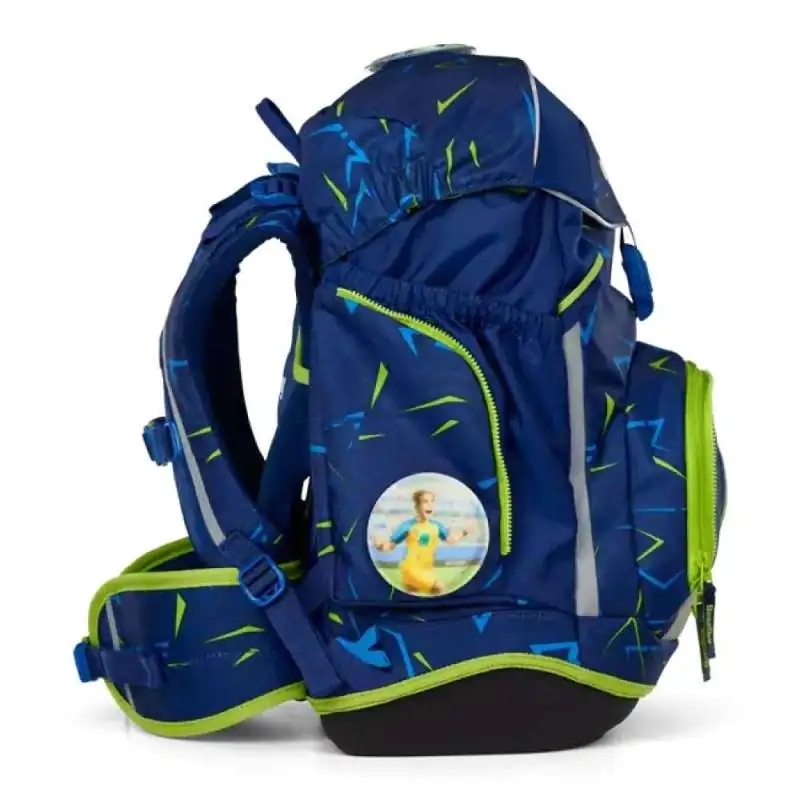 ERGOBAG Schulrucksack Set 6 tlg - SpitzenreitBär rechte Seite