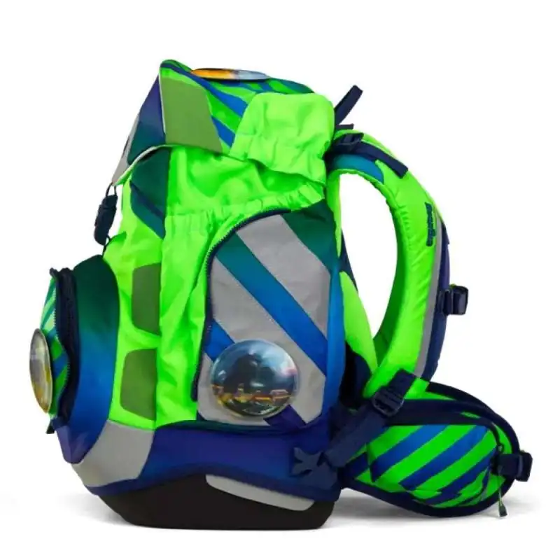 ERGOBAG Schulrucksack Set 6 tlg - TruckBär linke Seite