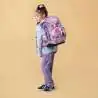 ERGOBAG Schulrucksack Set 6 tlg PACK - BlütenzauBär Kind mit Schulranzen Rückansicht