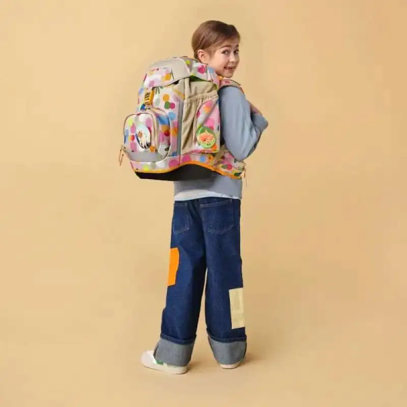 ERGOBAG Schulrucksack Set 6 tlg PACK - Flower PowBär Kind mit Schulranzen Rückansicht