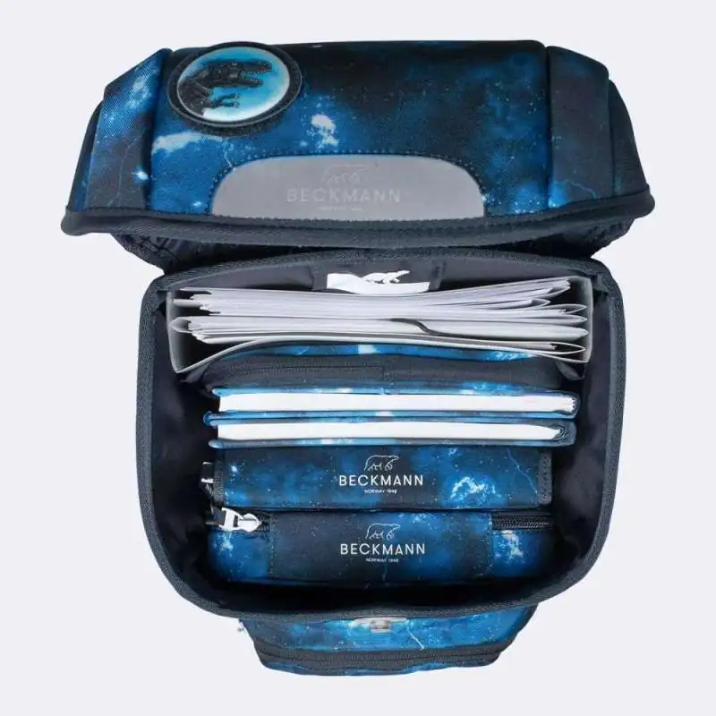 BECKMANN Schulranzen Set AIR PLUS 6 tlg - Tech Rex oben offen gefüllt